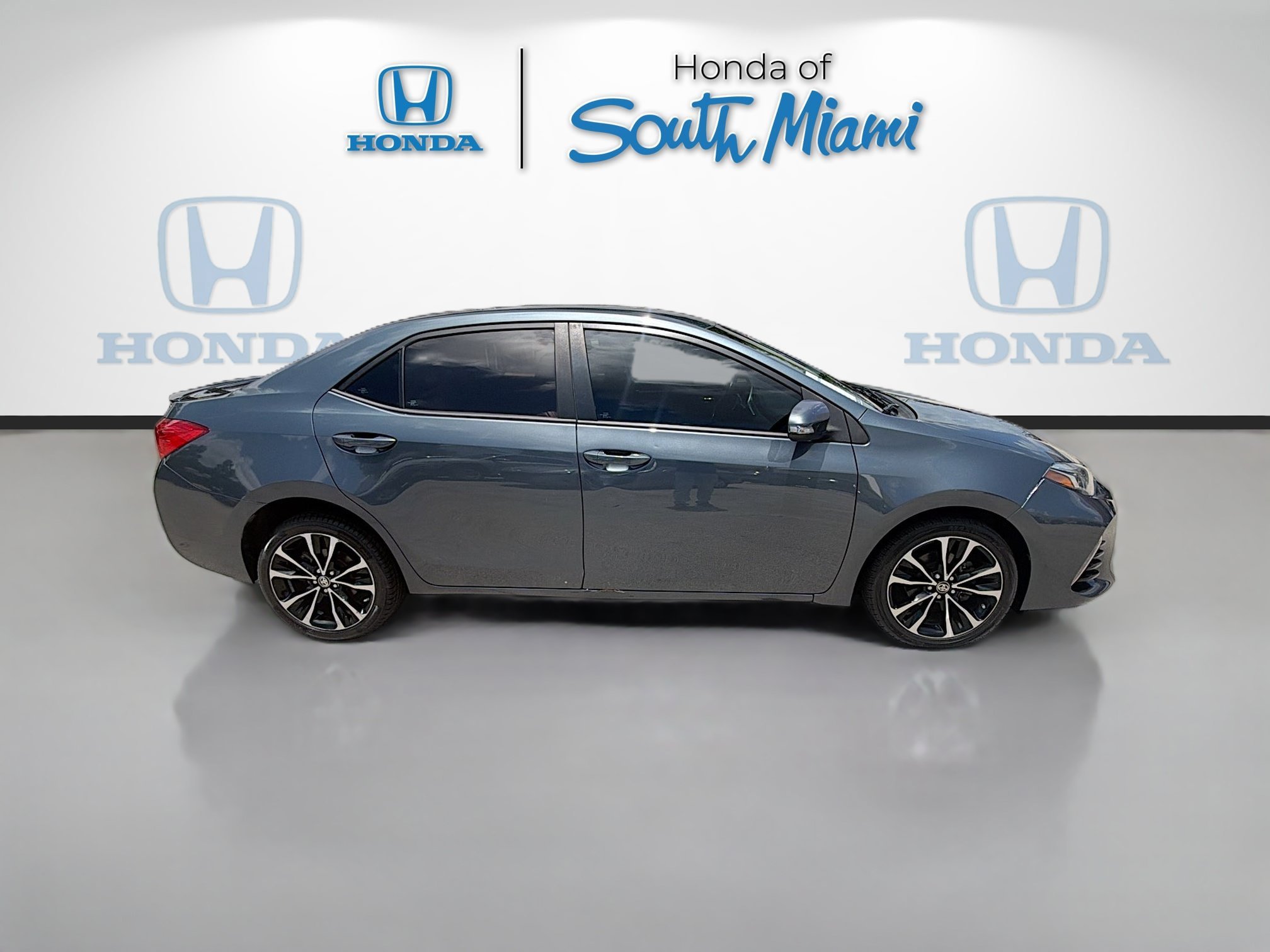 Used 2019 Slate Metallic Toyota SE image 8
