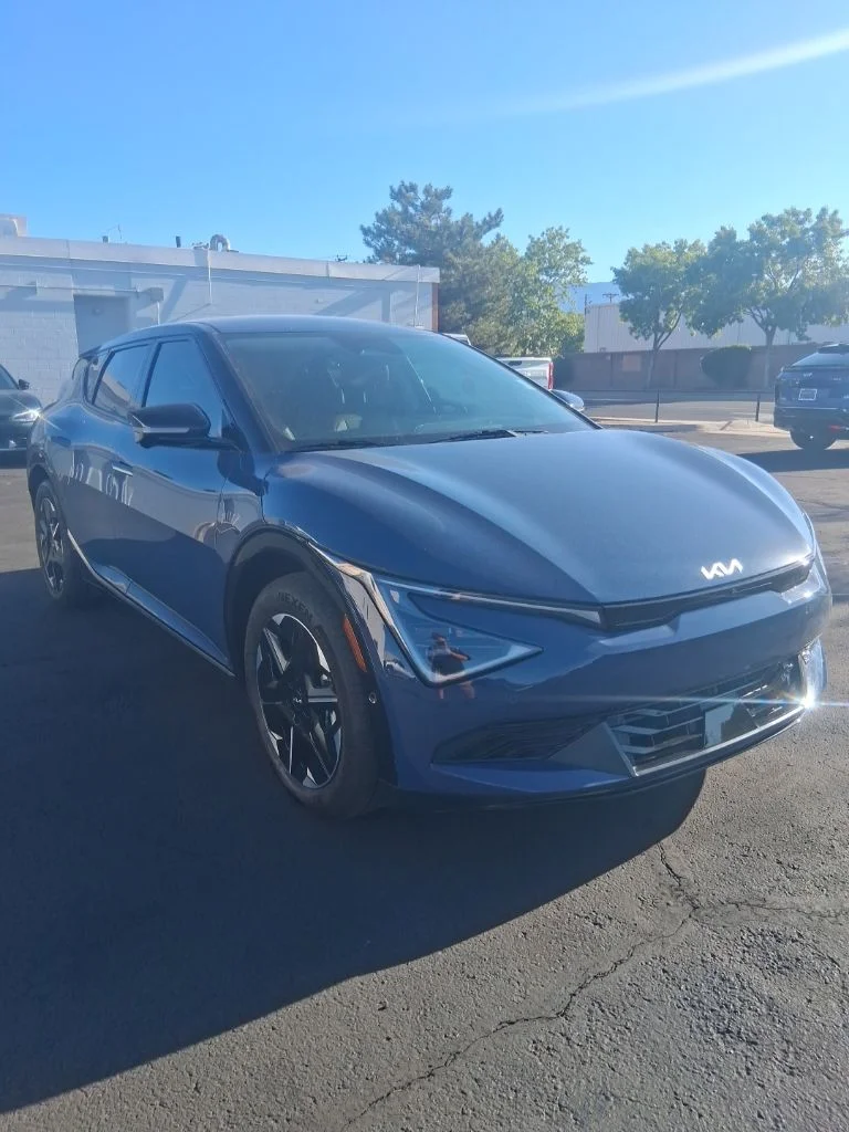 2025 Kia EV6