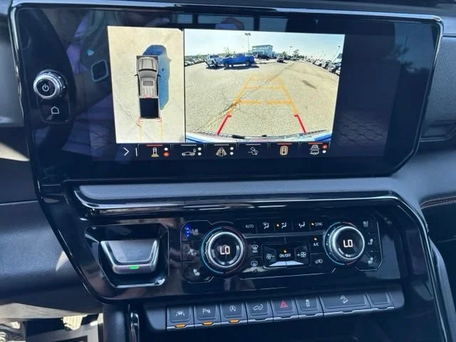 Used 2025 Onyx Black GMC AT4 image 30