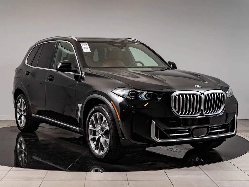 New 2026 Black Sapphire Metallic BMW xDrive40i image 12