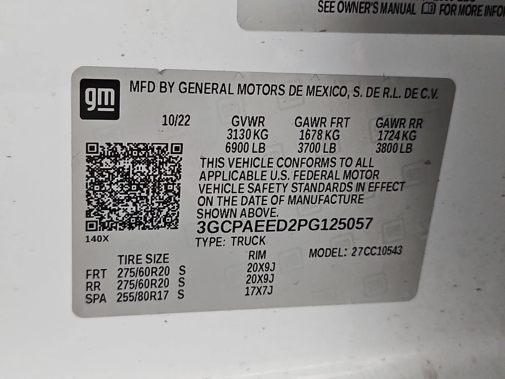 Used 2023 Iridescent Pearl Tricoat Chevrolet LTZ image 40