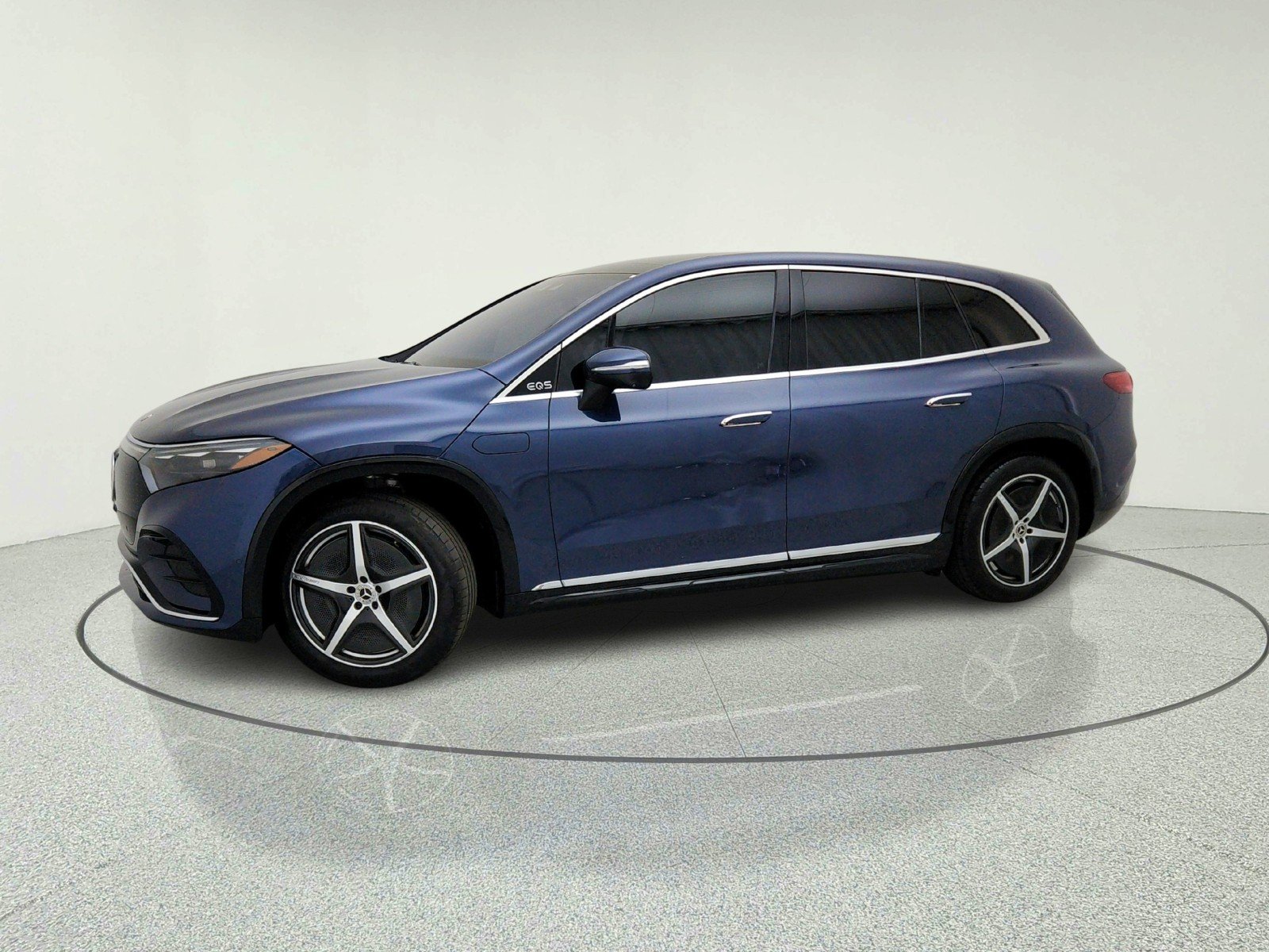 Certified Used 2023 Twilight Blue Metallic Mercedes-Benz EQS 450 image 15