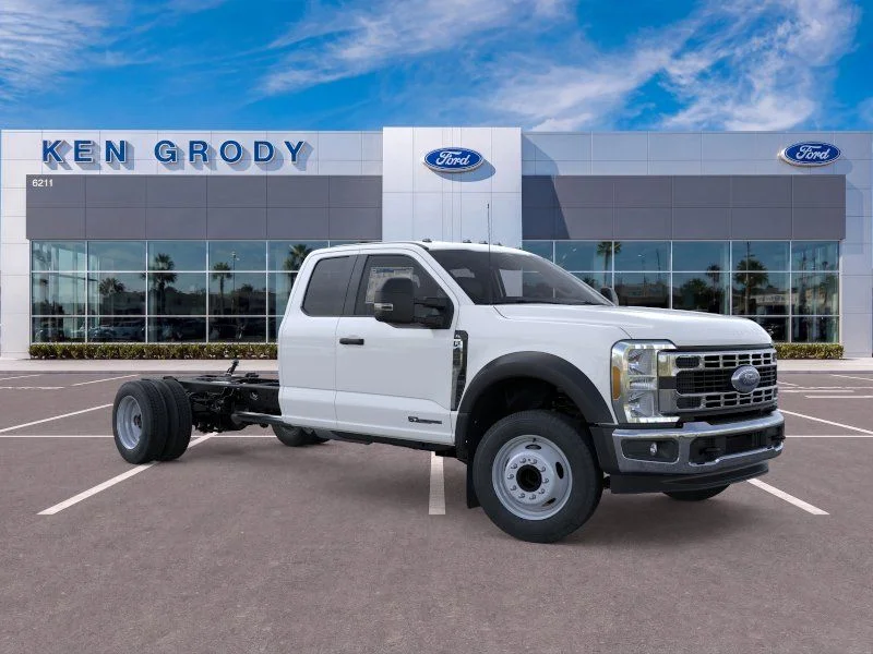 2026 Ford F-450 XL SuperCab 192-In DRW's photo