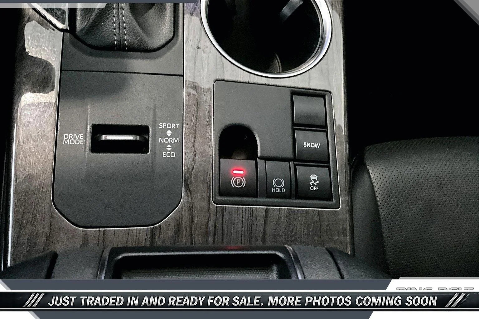 Used 2023 Silver Toyota Platinum image 23
