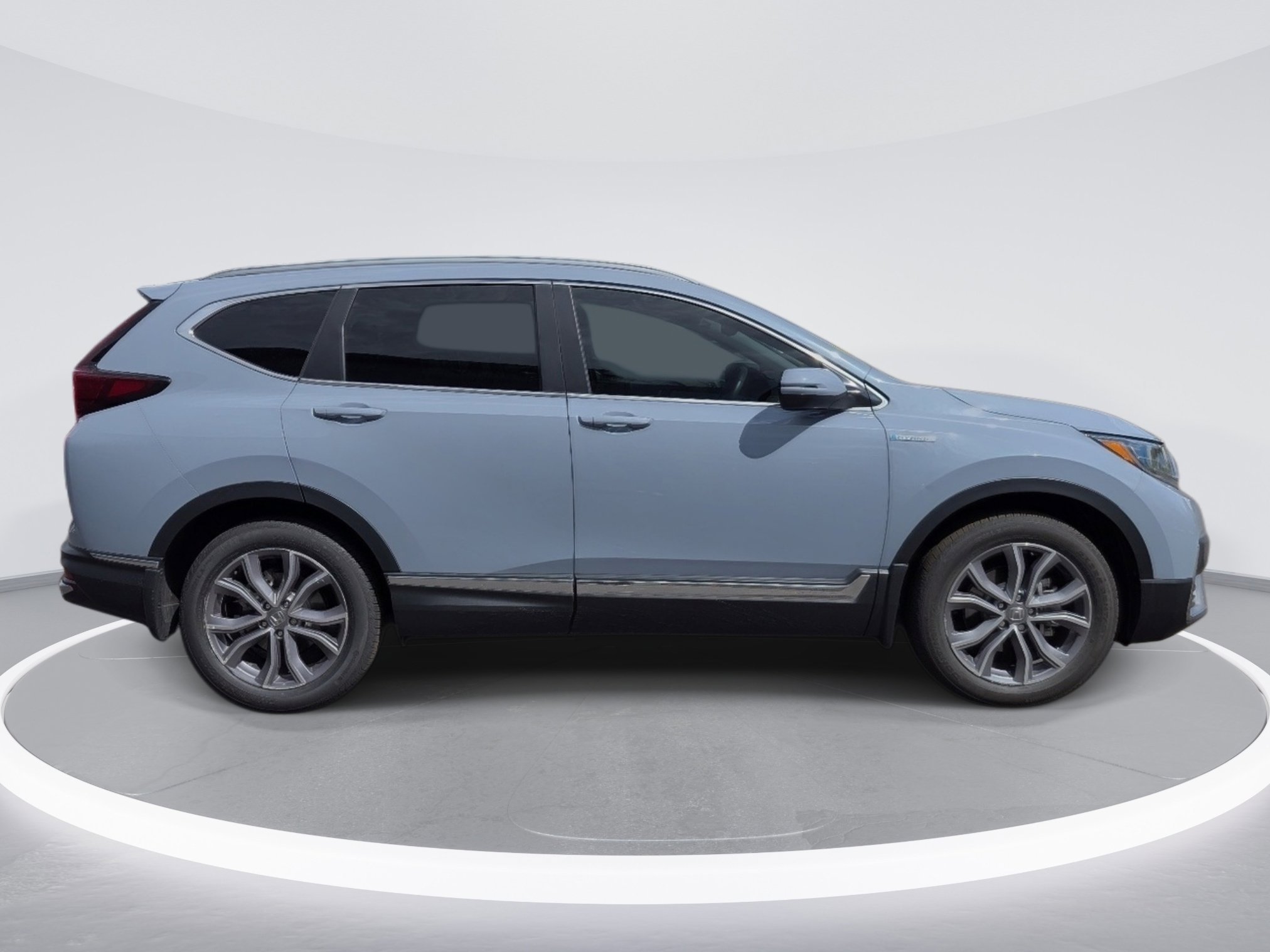 Used 2022 Obsidian Blue Pearl Honda Touring image 4
