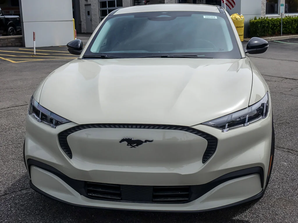 New 2026 Desert Sand Ford Select image 3