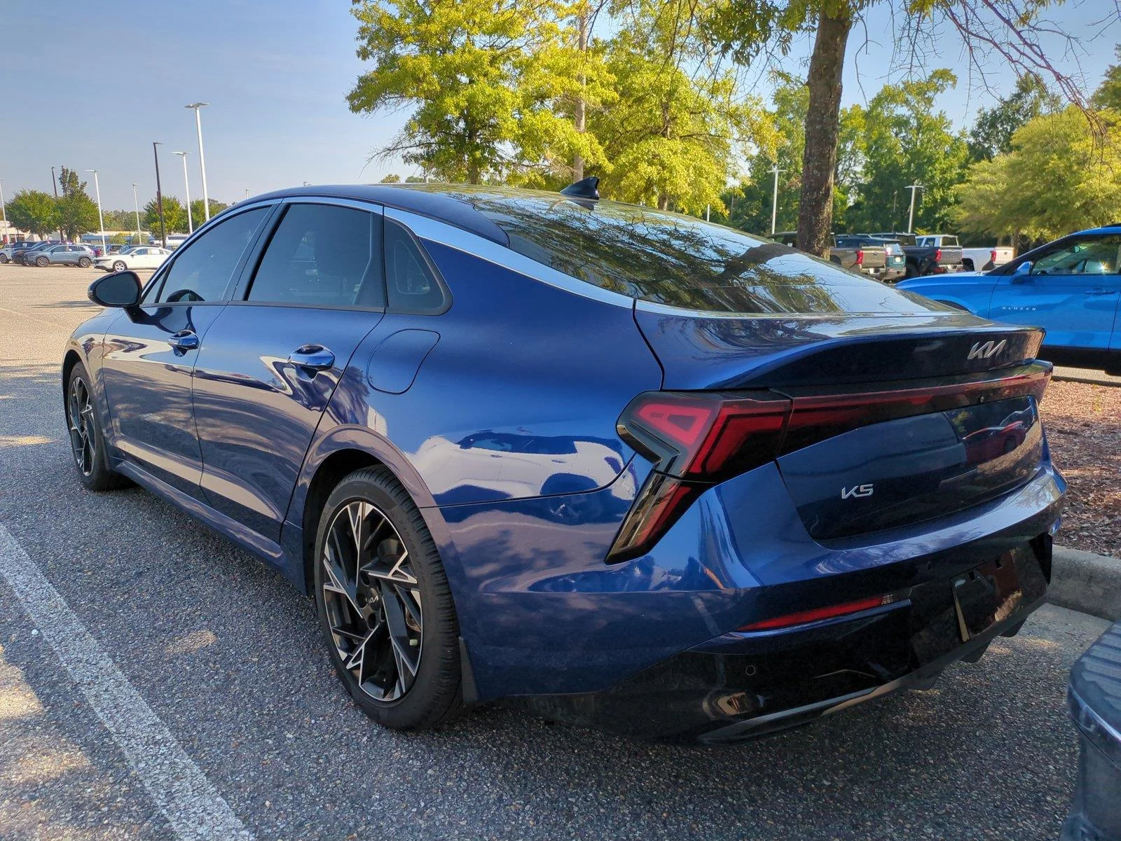Used 2025 Yacht Blue Kia GT-Line image 5