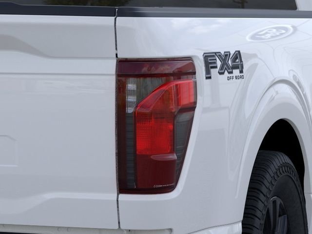 New 2026 Oxford White Ford XLT image 21