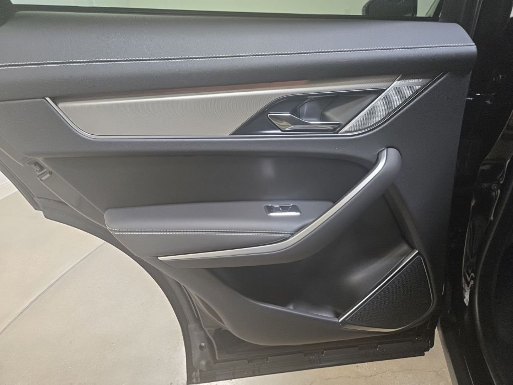 2026 Jaguar F-Pace R-Dynamic S - Photo 23