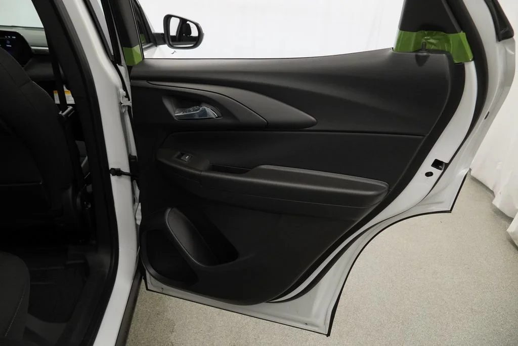 New 2026 Summit White Chevrolet LT image 28