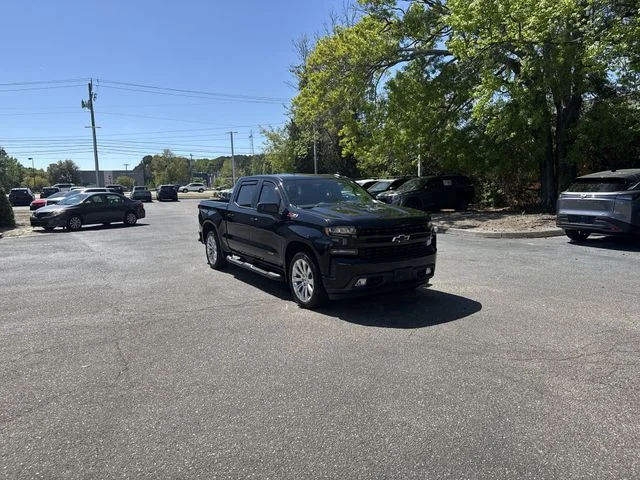 Used 2019 Black Chevrolet RST image 3