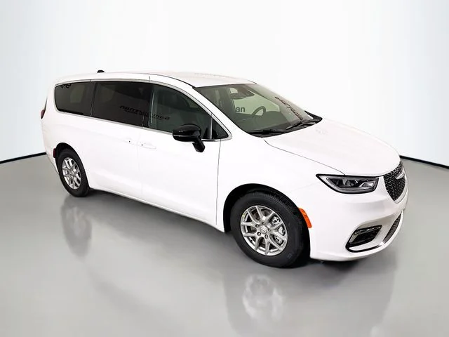 2026 Chrysler Pacifica
