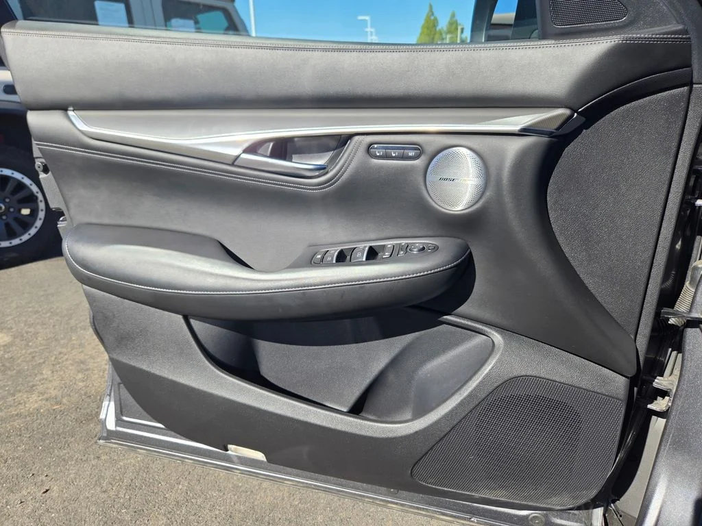 Used 2023 Graphite Shadow INFINITI ESSENTIAL image 17
