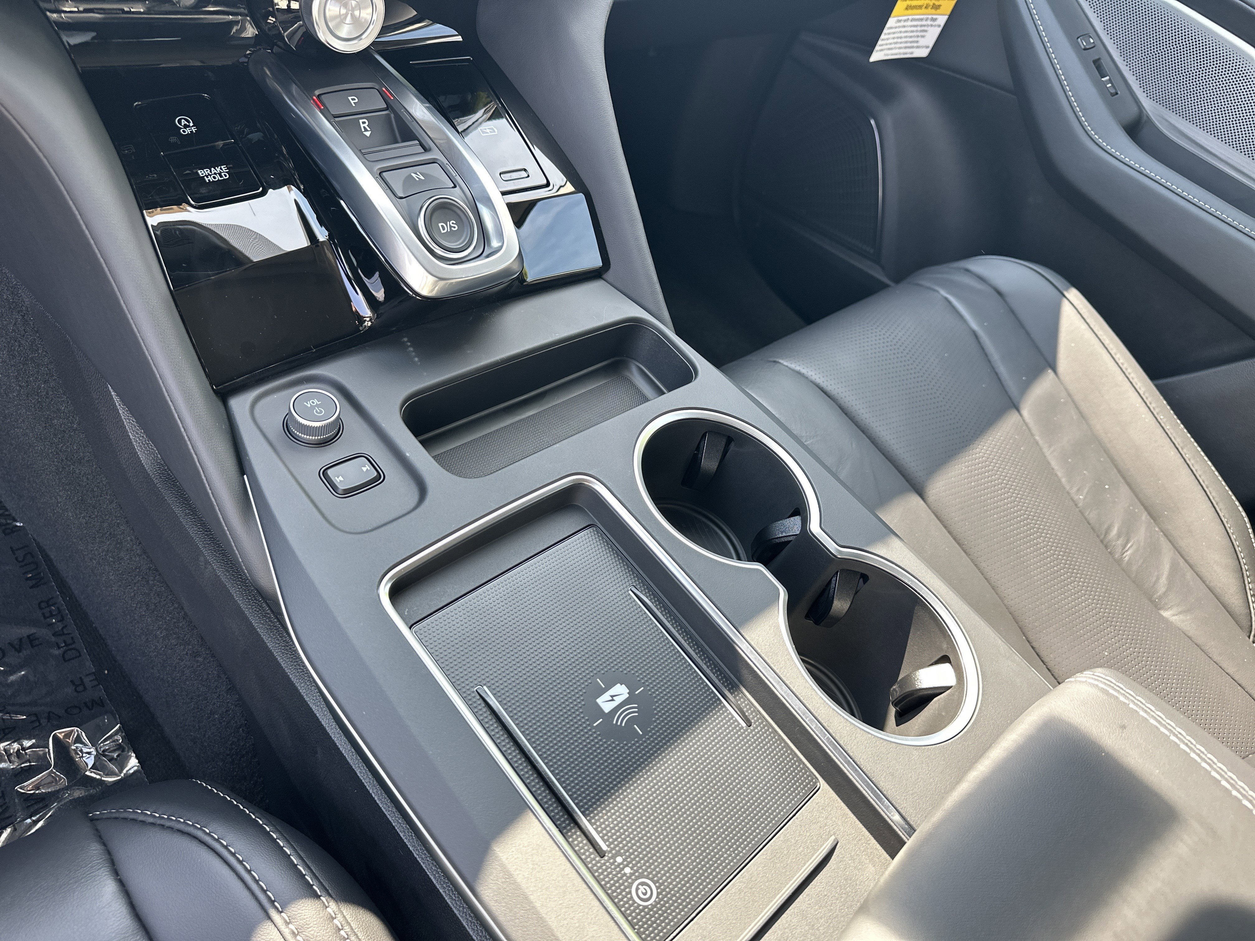 New 2026 Platinum White Pearl Acura w/Technology Package image 25