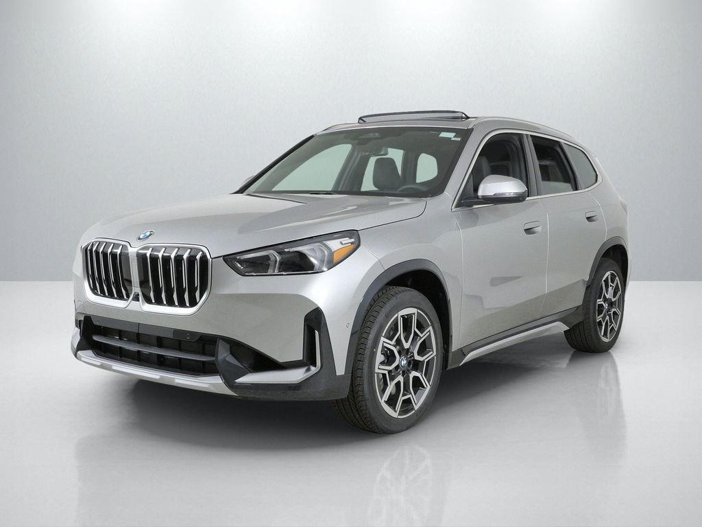 New 2026 Space Silver Metallic BMW xDrive28i image 1