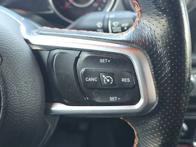 Used 2020 Silver Jeep Mojave image 20