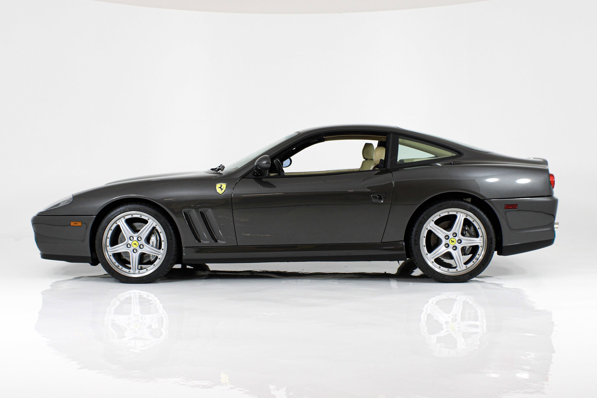 Used 2003 Gray Ferrari  image 3