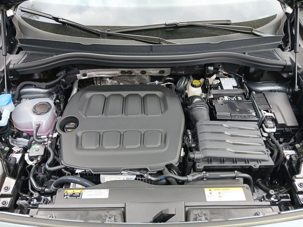 New 2026 Silver Volkswagen 2.0T SE image 21