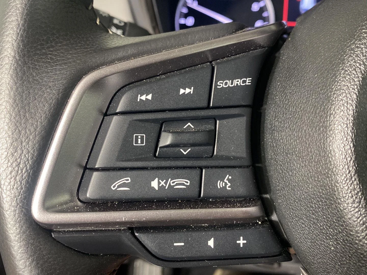 Used 2025 Magnetite Gray Metallic Subaru Premium image 24