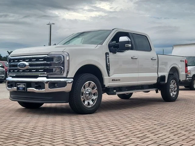 New 2026 White Metallic Ford Lariat image 33