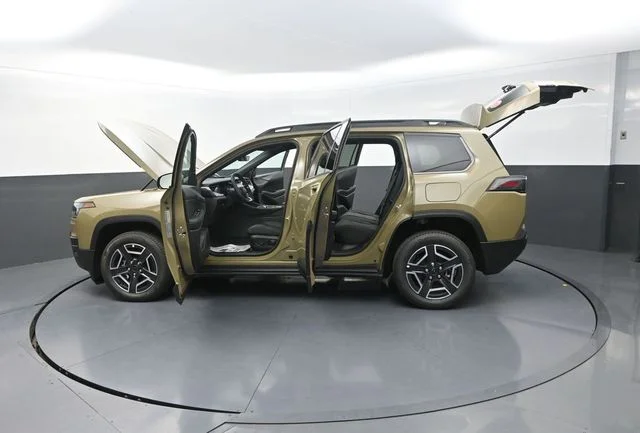 New 2026 41 Jeep Laredo image 36