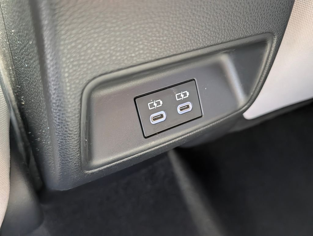 2023 Toyota Corolla LE - Photo 13