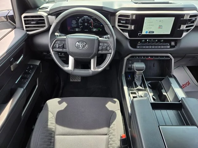 Used 2025 White Toyota SR5 image 14