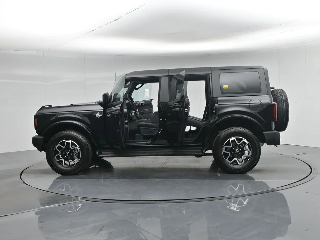 New 2026 Black Ford Outer Banks image 35