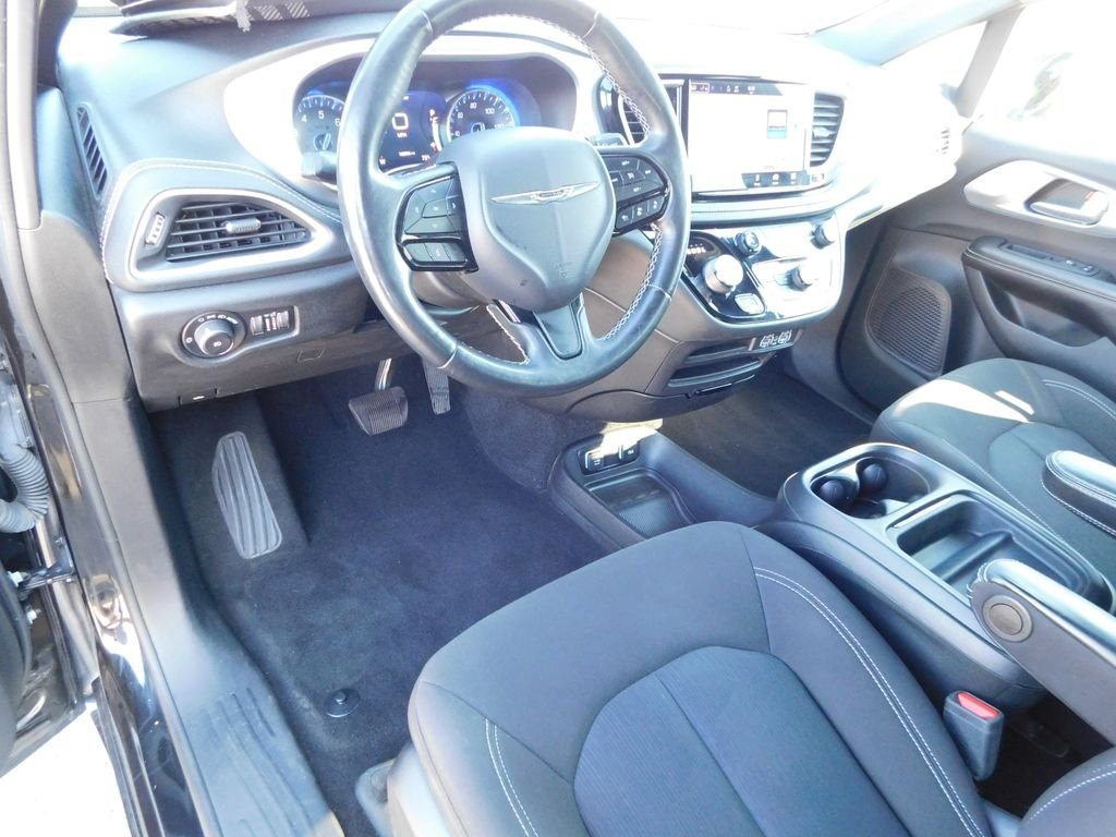 Used 2021 Black Chrysler Touring image 14