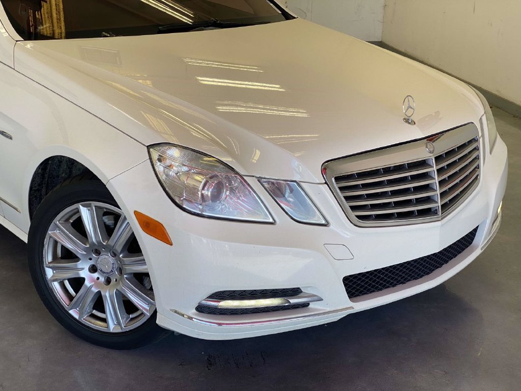 Used 2012  Mercedes-Benz E 350 image 10