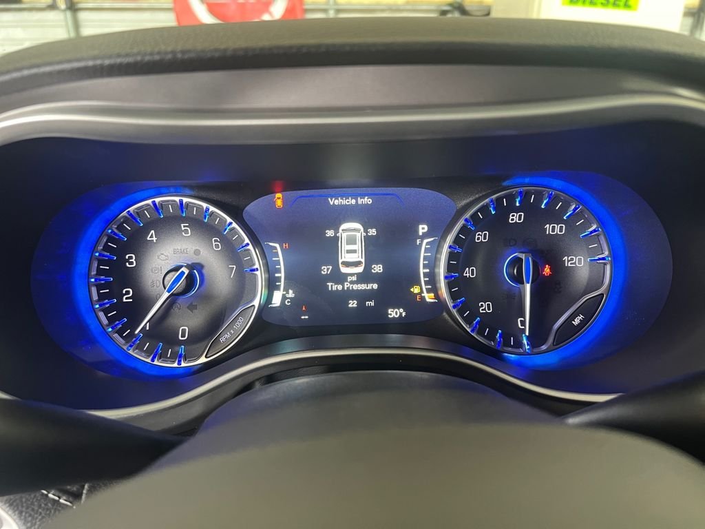 2026 Chrysler Pacifica Select - Photo 14