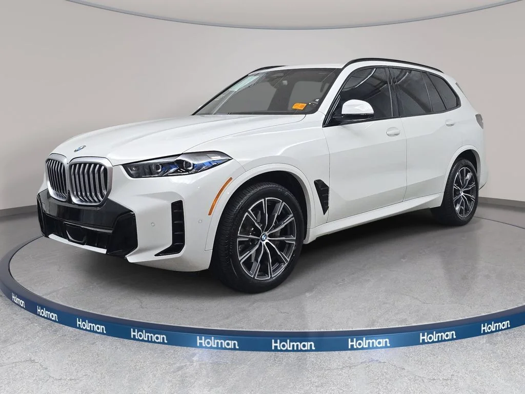 Used 2024 Alpine White BMW xDrive40i image 1