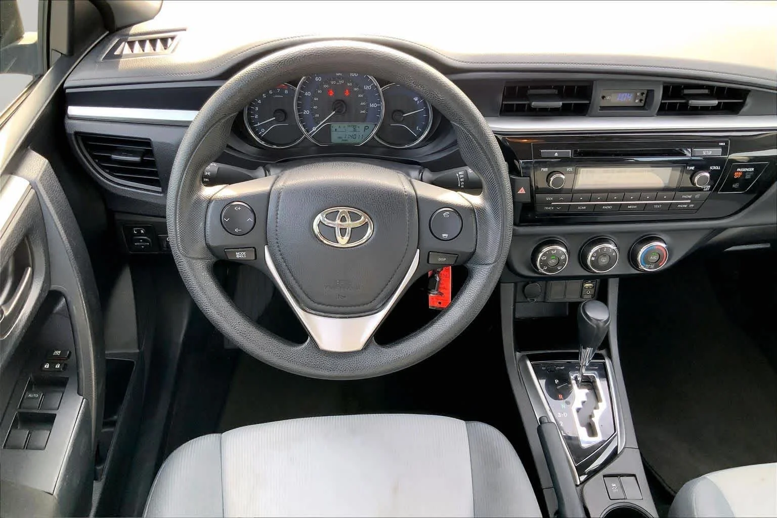 Used 2014 Black Sand Mica Toyota L image 6