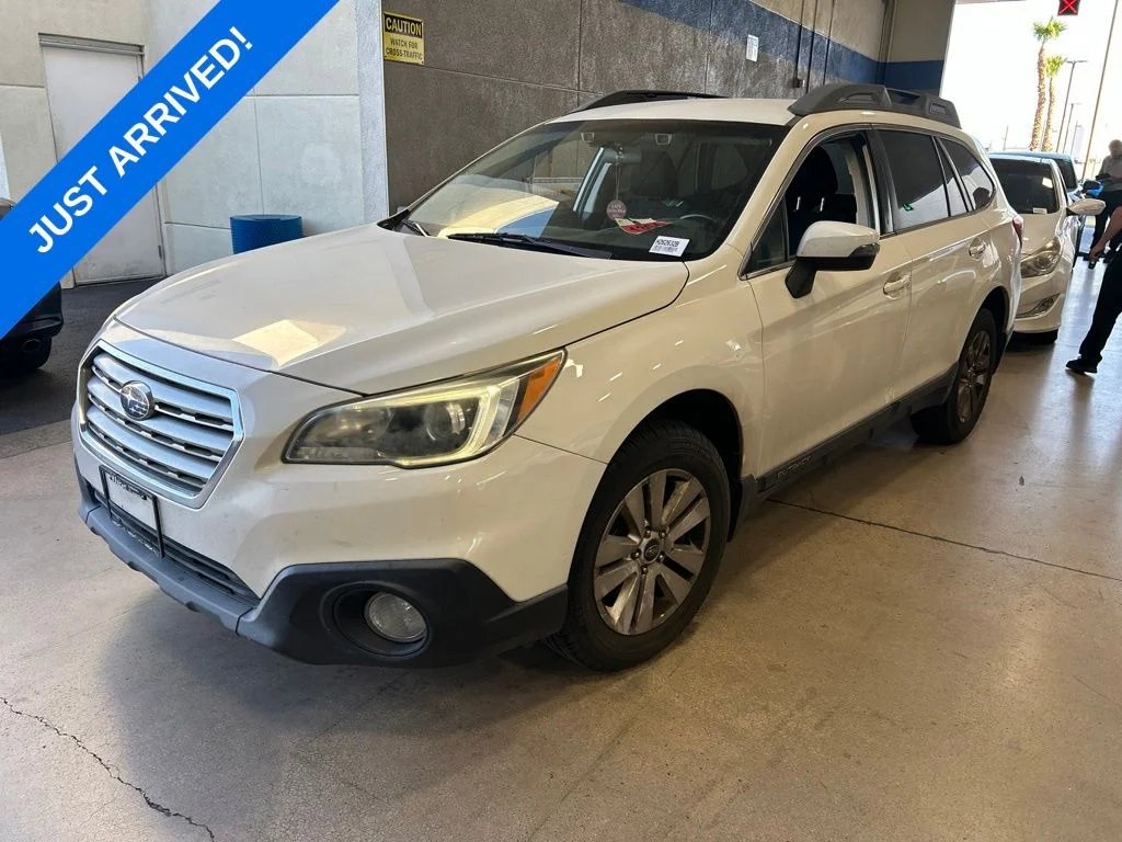 Used 2015 Crystal White Pearl Subaru 2.5i Premium image 1