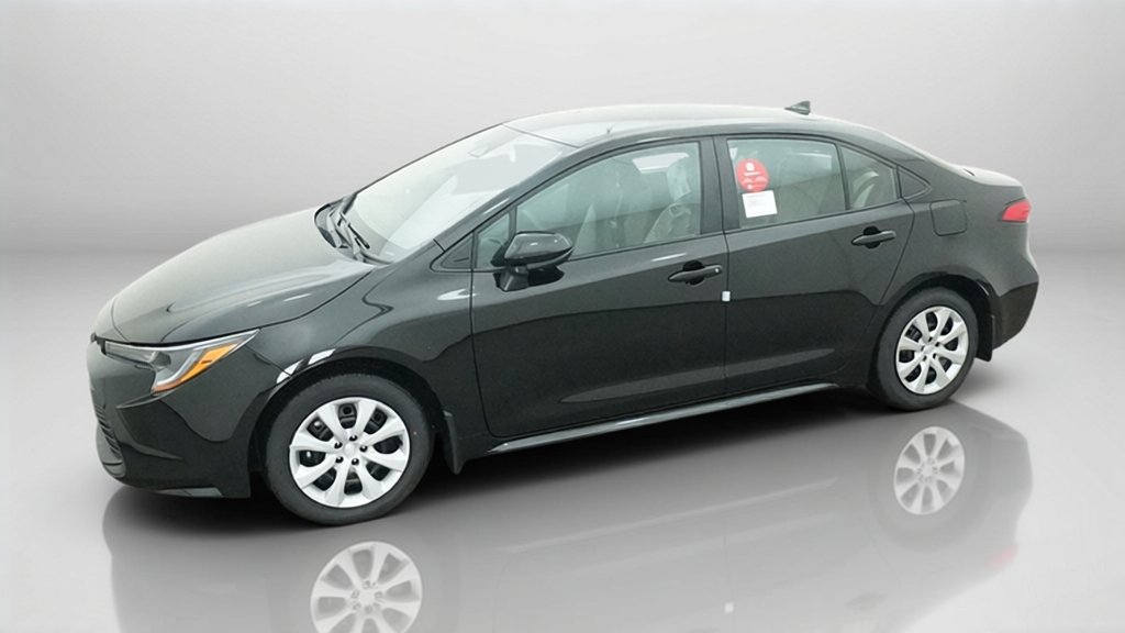 New 2027 Inked Toyota LE image 4