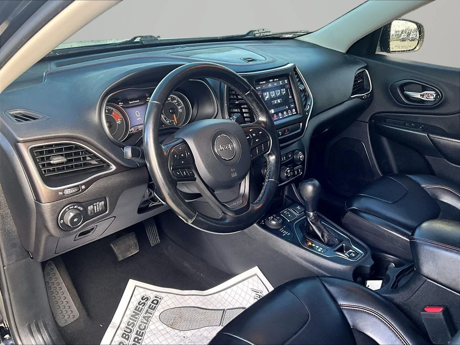Used 2020 Black Jeep Trailhawk image 15