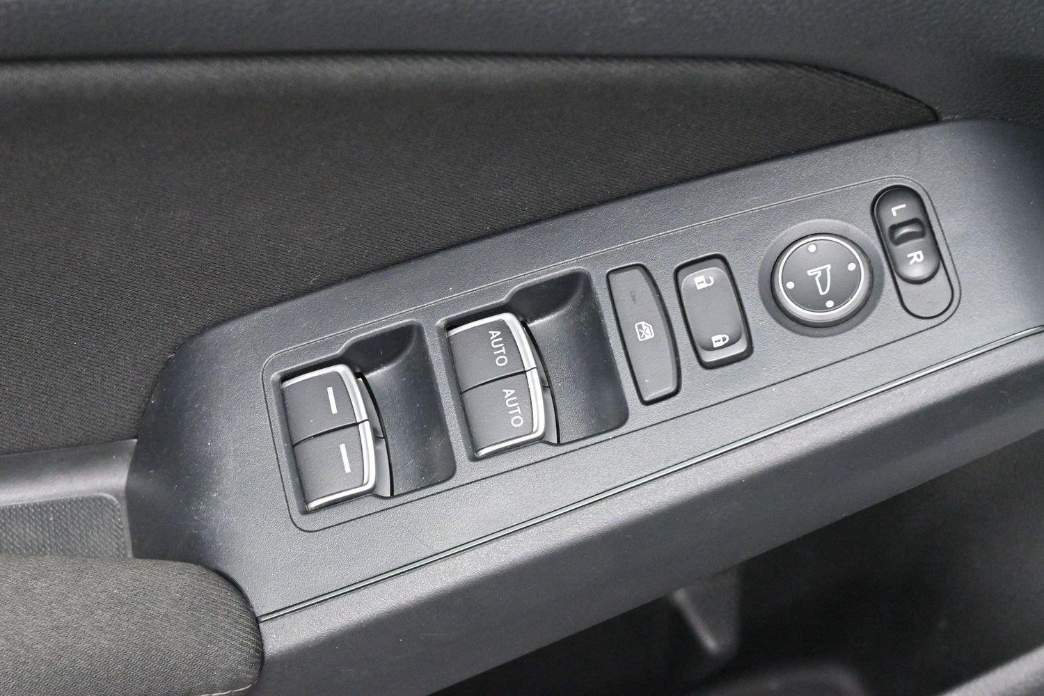 Used 2023 Lunar Silver Metallic Honda EX image 11