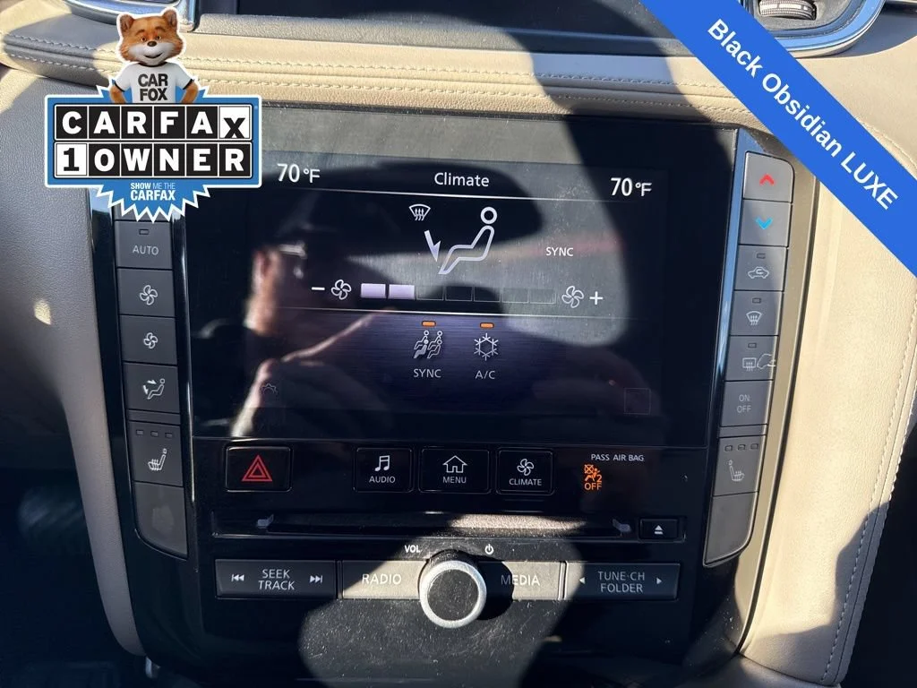 Used 2024 Black INFINITI LUXE image 27
