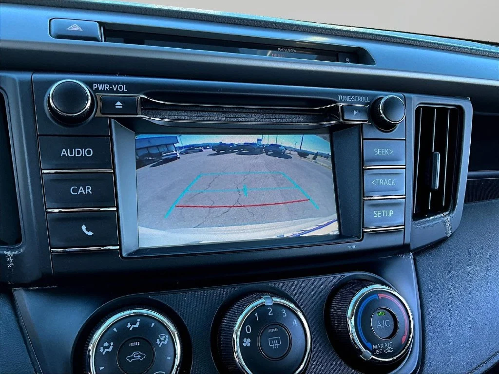 Used 2016 Silver Toyota LE image 15