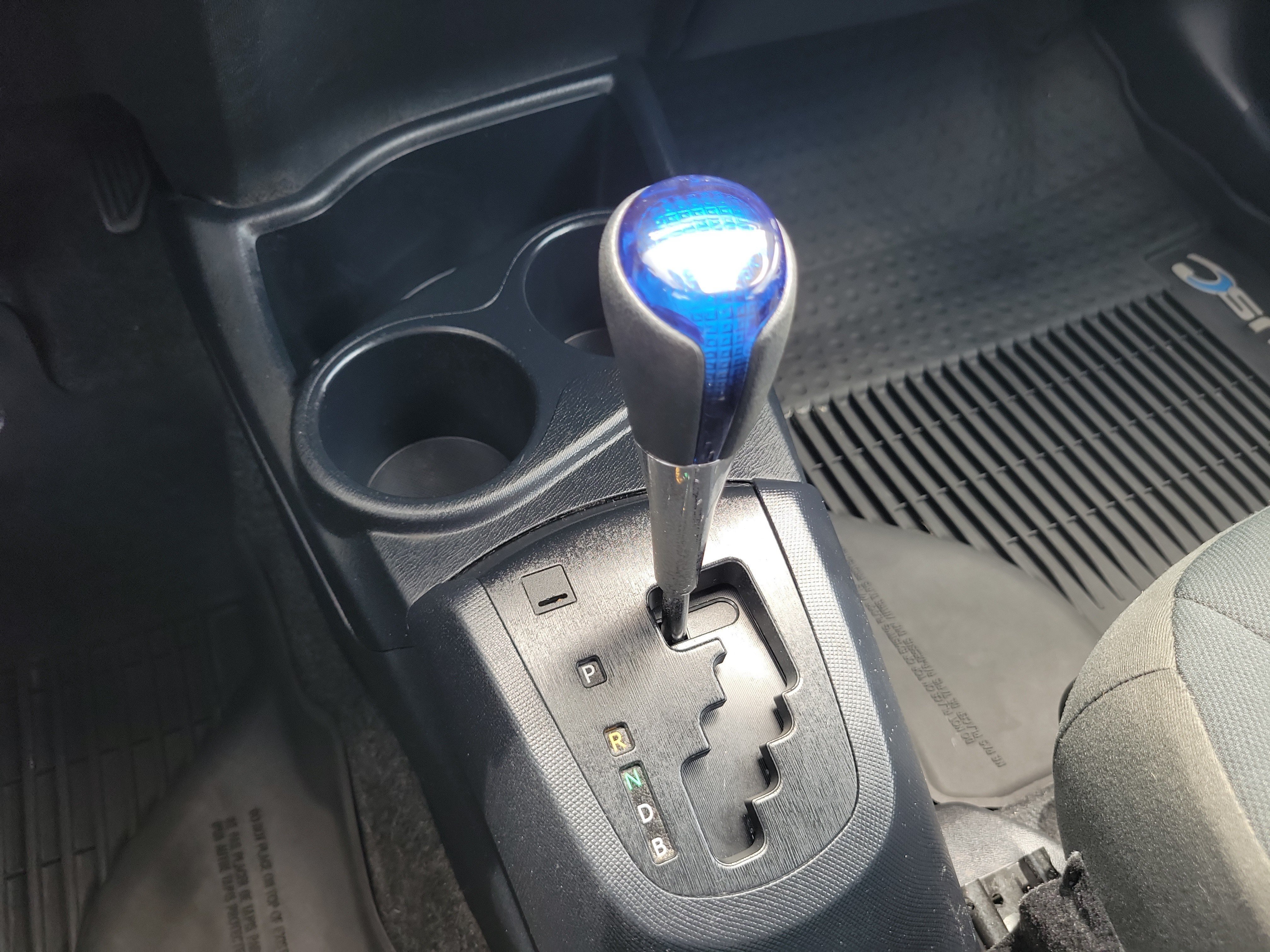 Used 2019 Magnetic Gray Metallic Toyota L image 27