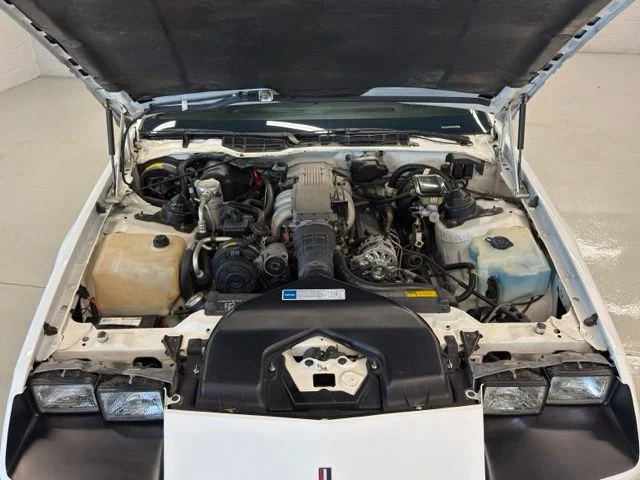 Used 1992  Chevrolet Z28 image 18