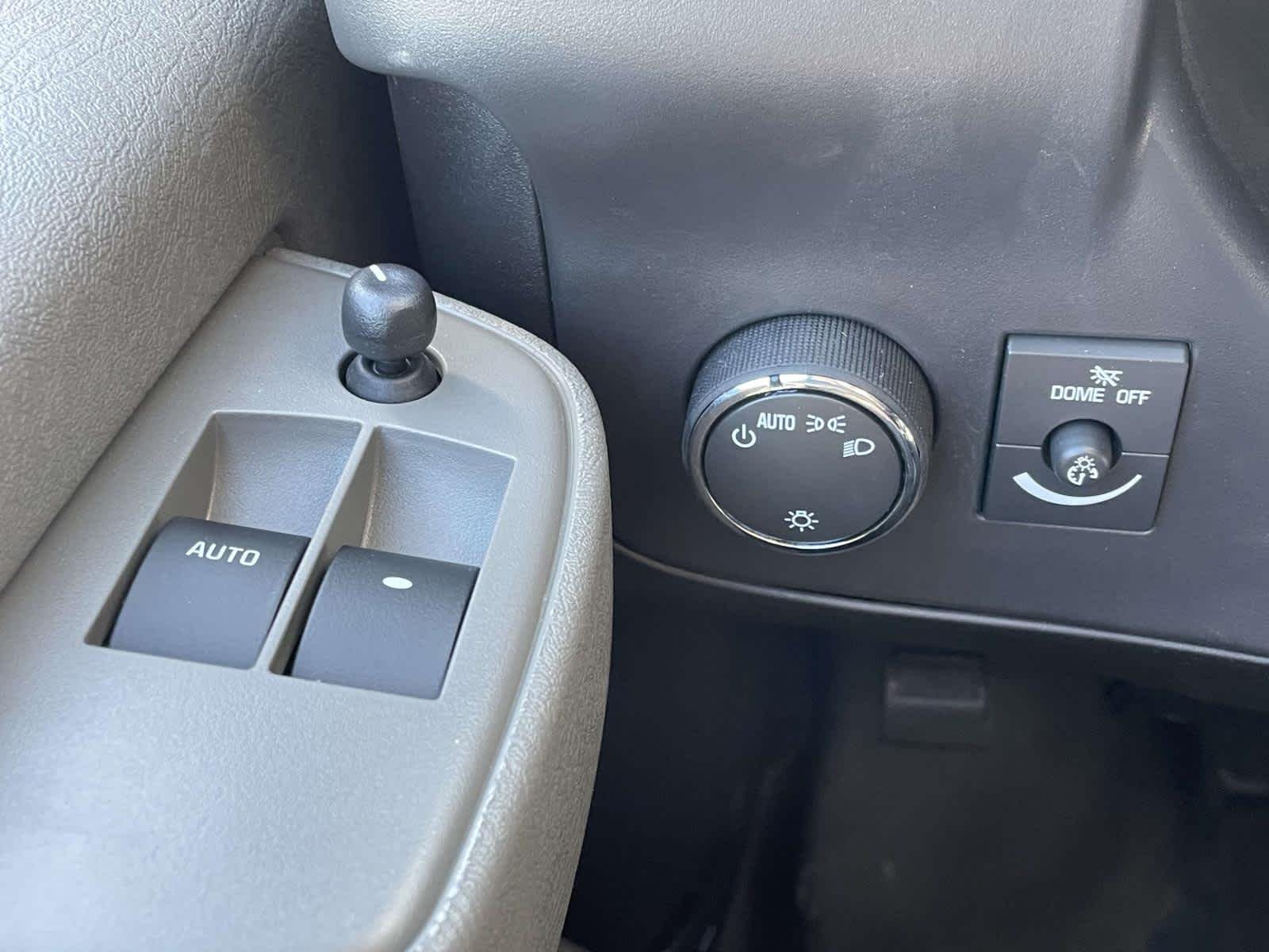 2026 Chevrolet Express Cargo Work Van - Photo 24