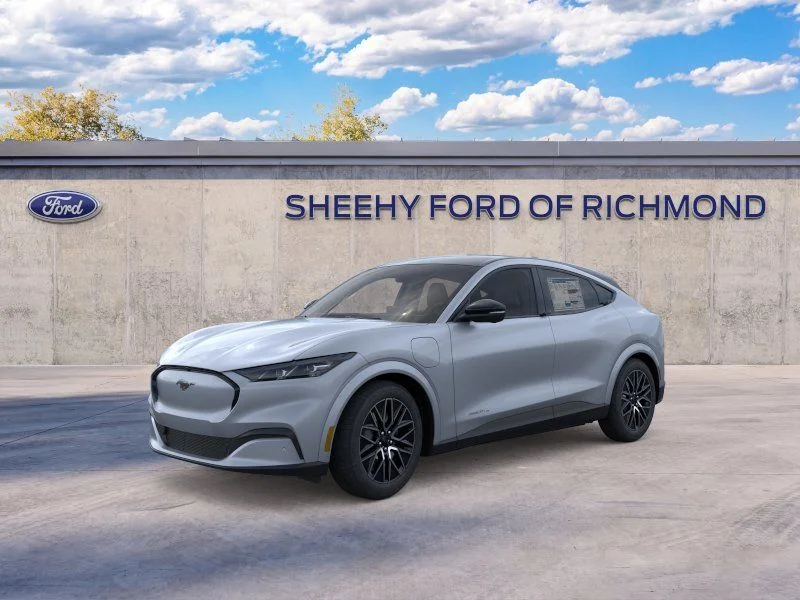 New 2026 Glacier Gray Metallic Tri-coat Ford Premium image 2