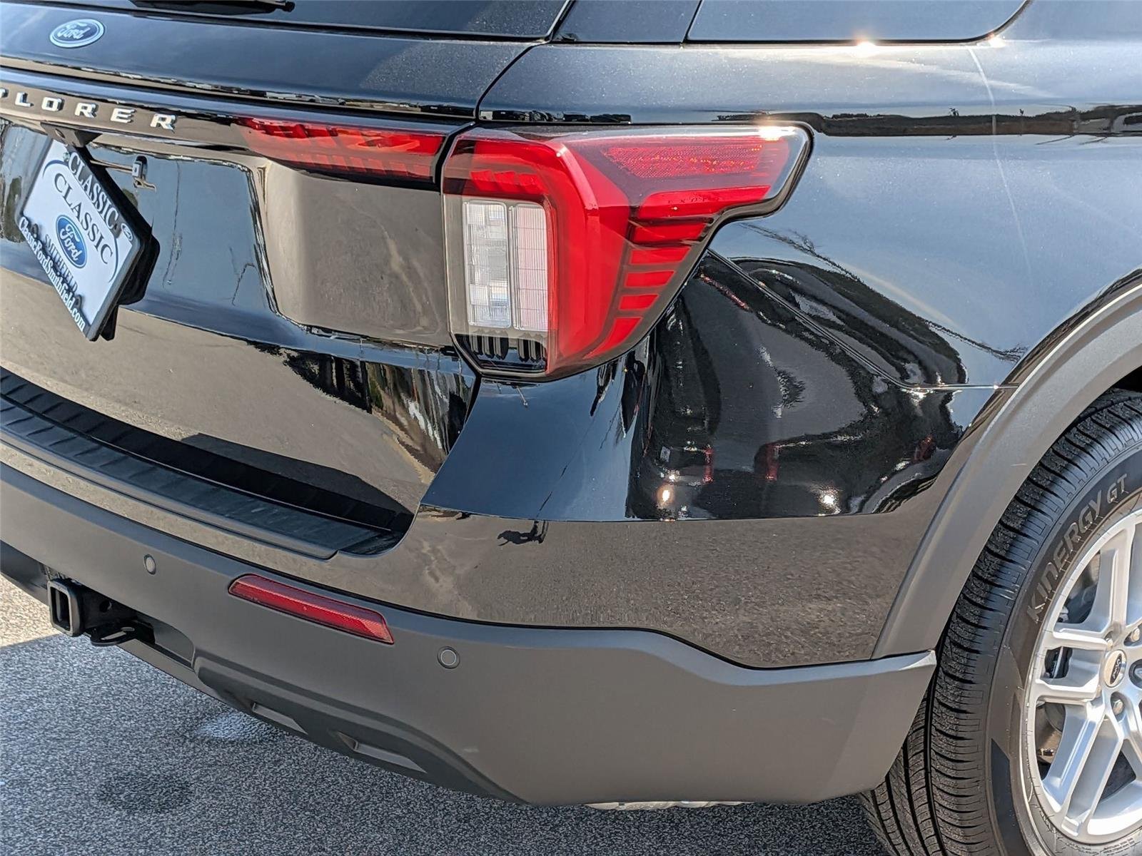 New 2026 Agate Black Metallic Ford Active image 16