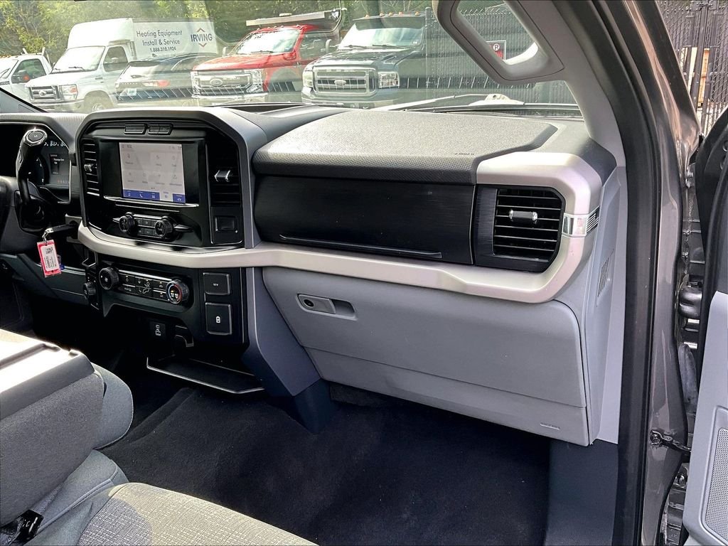 Used 2023 Gray Ford XLT image 17