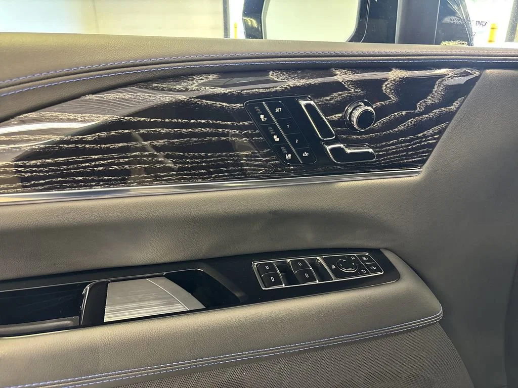 2025 Cadillac Escalade IQ Luxury 1 - Photo 22