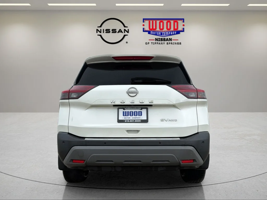 Certified Used 2023 Pearl White Tricoat Nissan SV image 3