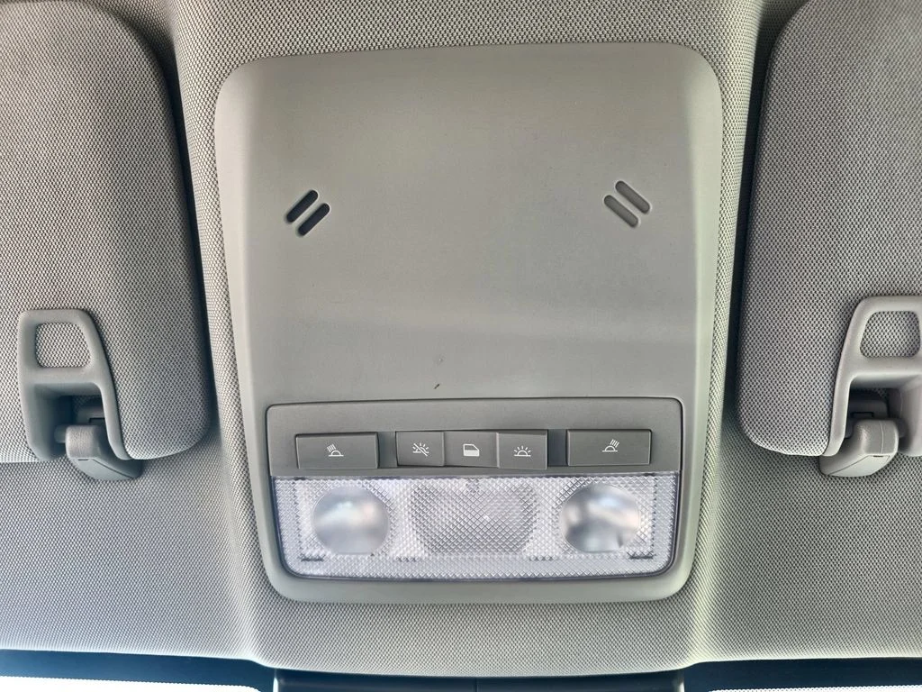 Used 2020 White Chevrolet LT image 36