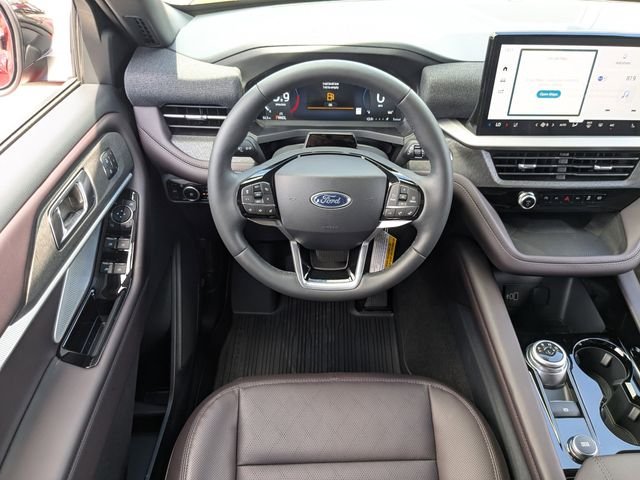 New 2026 Rapid Red Metallic Tinted Clearcoat Ford Platinum™ image 16