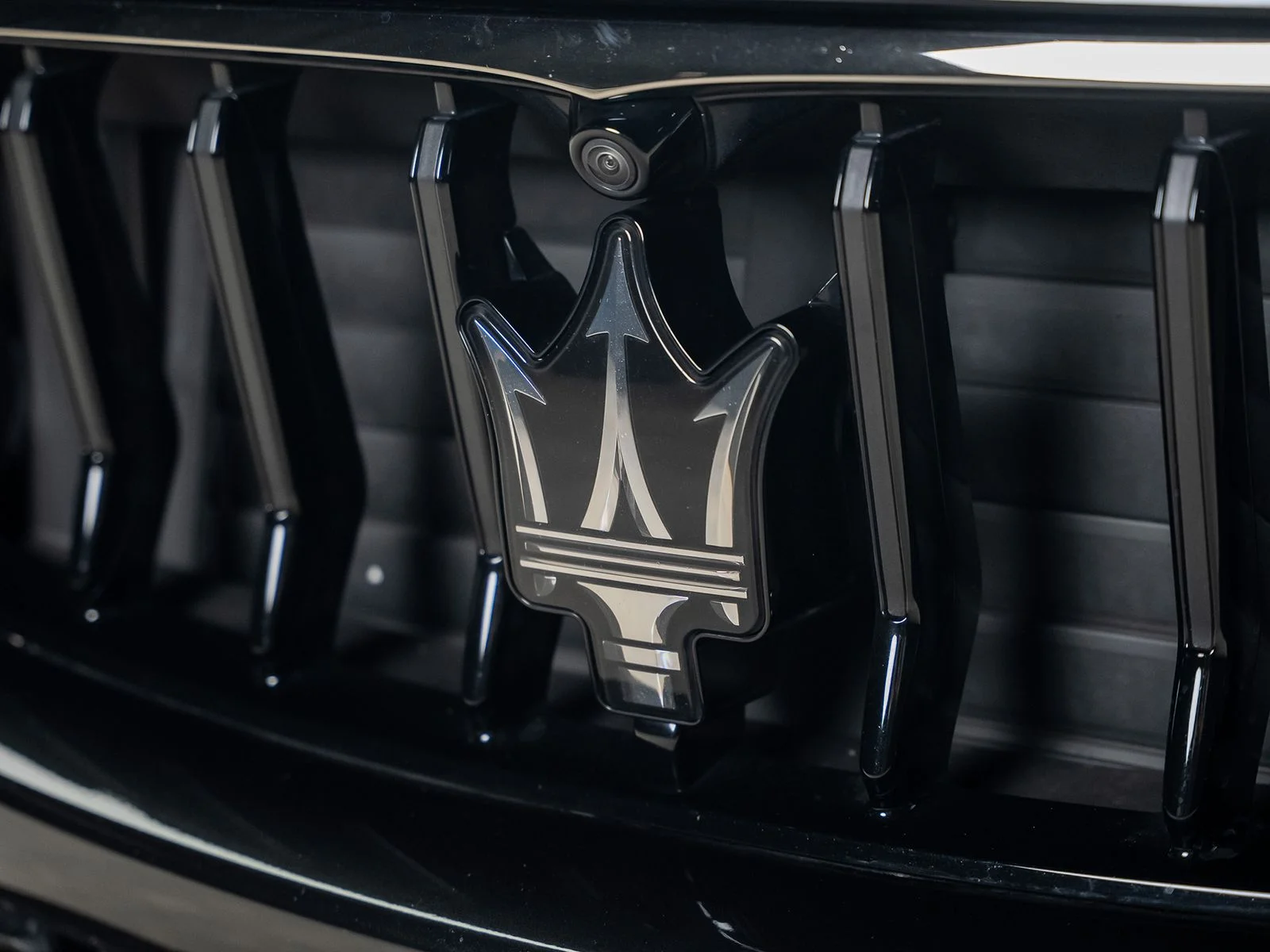 Used 2022 Gray Maserati Modena image 11